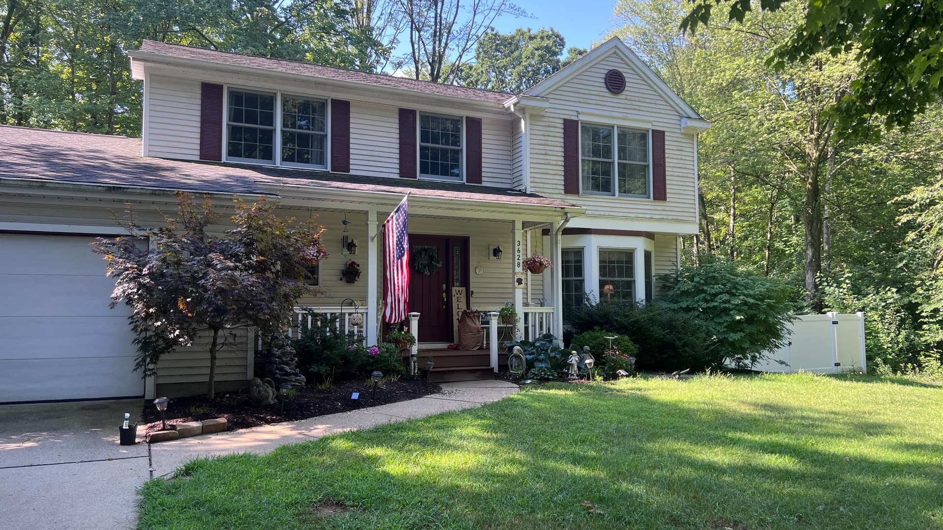 Modern Colonial Home Gutter Restoration and Cleaning